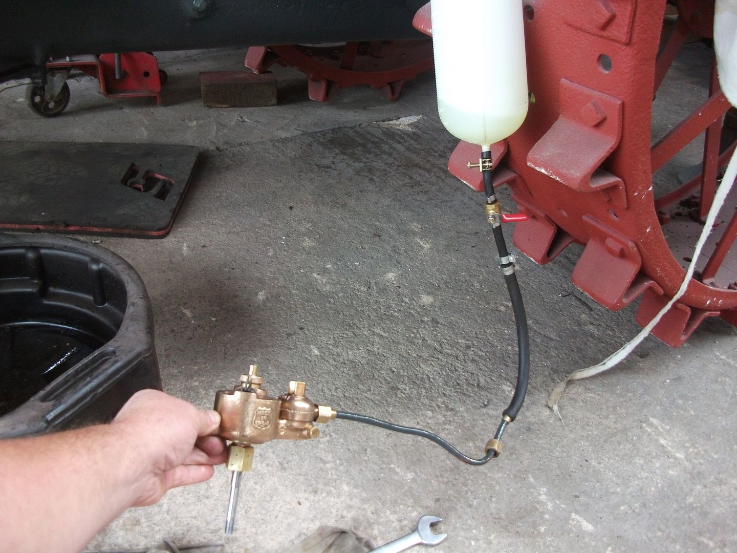 Cork carb floats in the older tractors? General IH Red Power